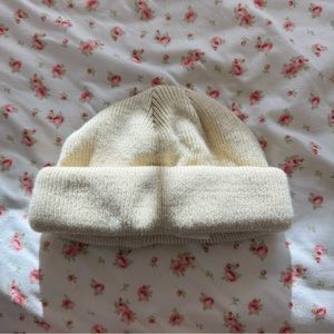 short-fit beanie